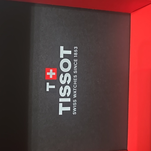 Tissot Pink Gold Timepiece - Picture 2 of 5